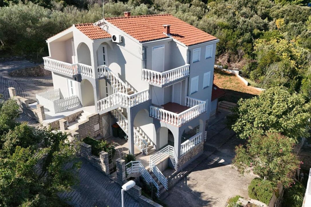 Apartments Nada
