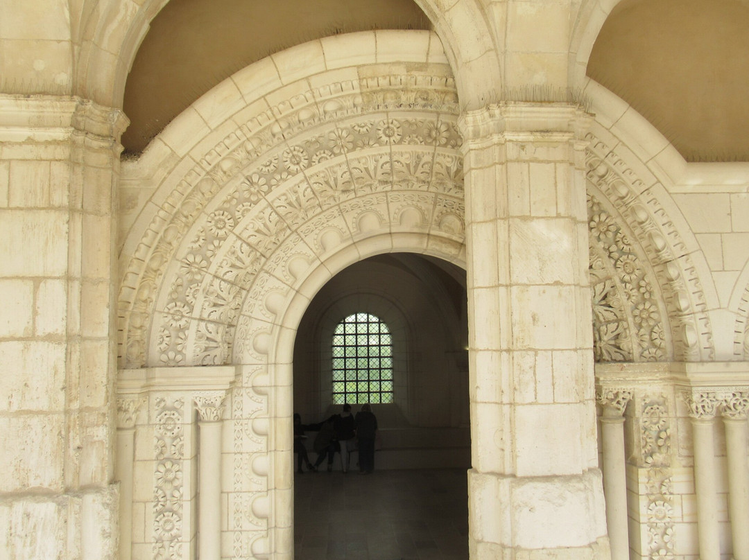 Abbaye Saint-Germain-欧塞尔必去景点