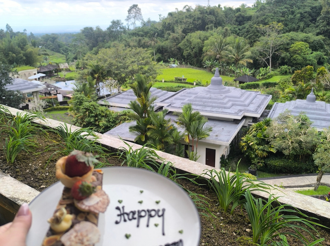 巴厘岛萨拉纳姆巴土利地鸿居酒店主图