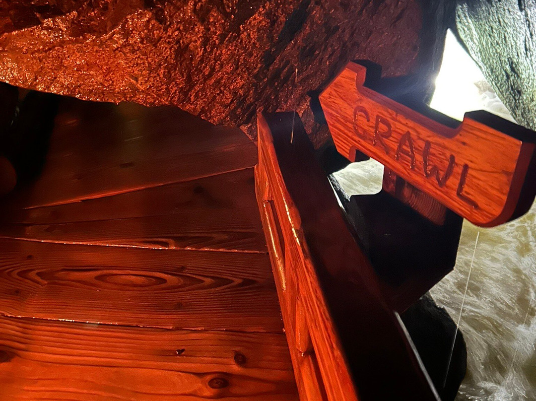 Lost River Gorge and Boulder Caves-Woodstock必去景点
