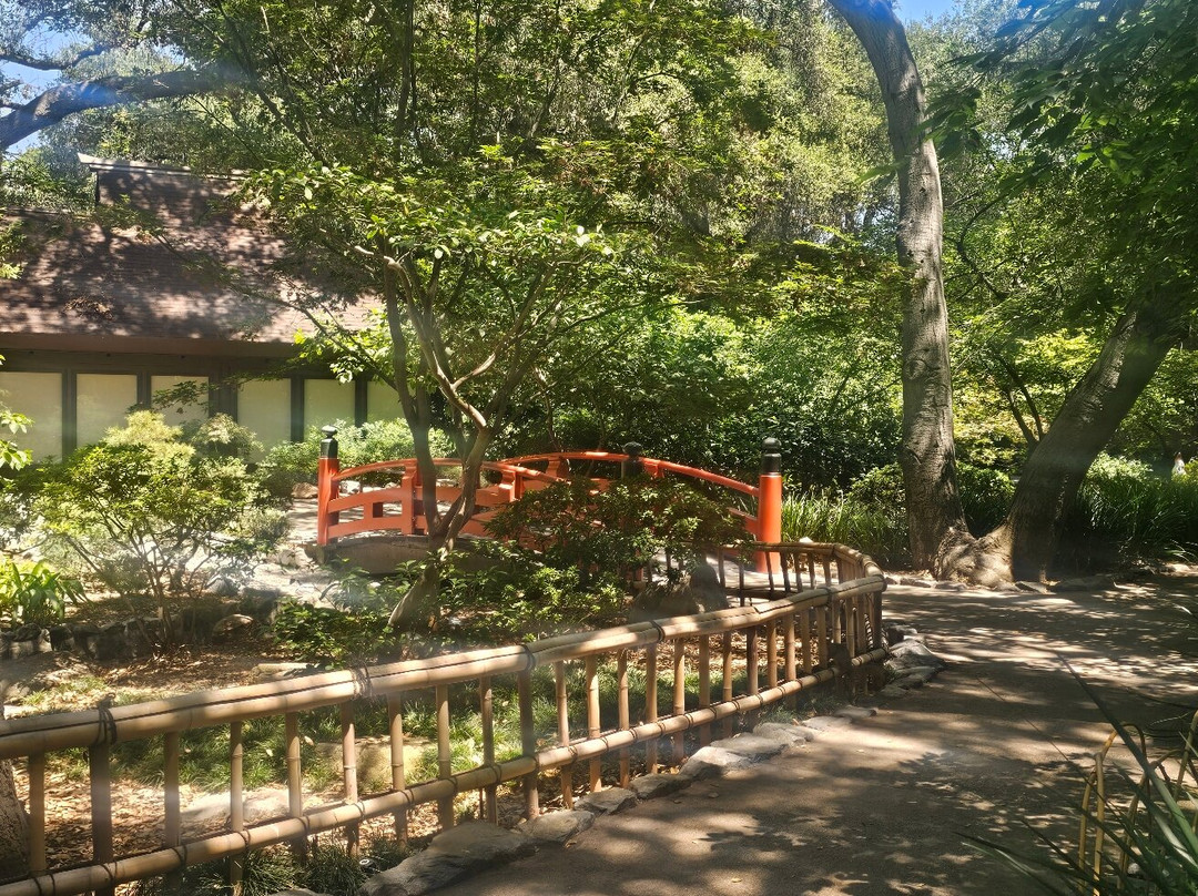 Descanso Gardens-拉肯纳达石岭必去景点