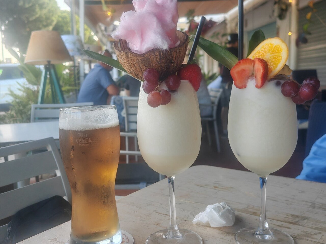 Papaya Loca Café