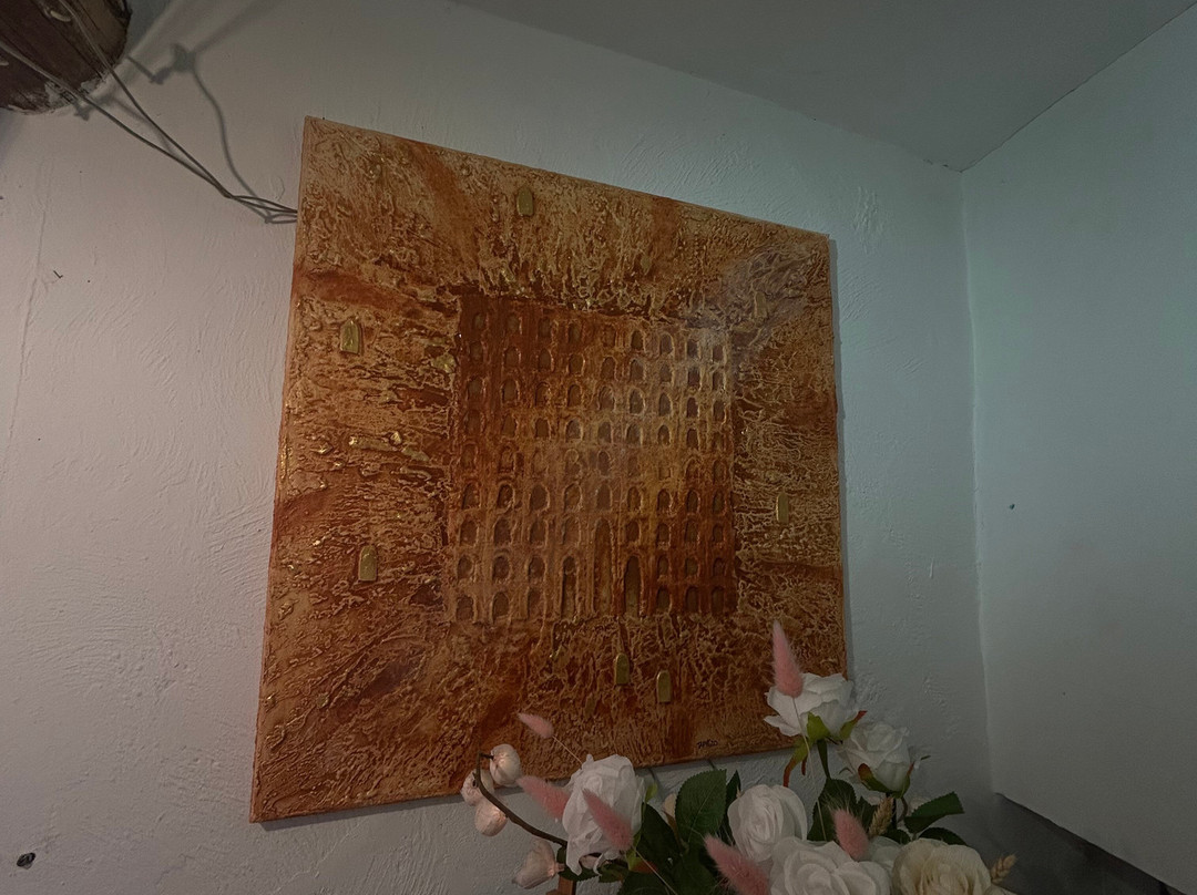 Art Gallery Contemporary Tapiézo-Roussillon必去景点