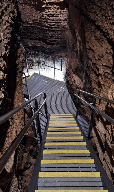 Niagara Cave-Harmony必去景点