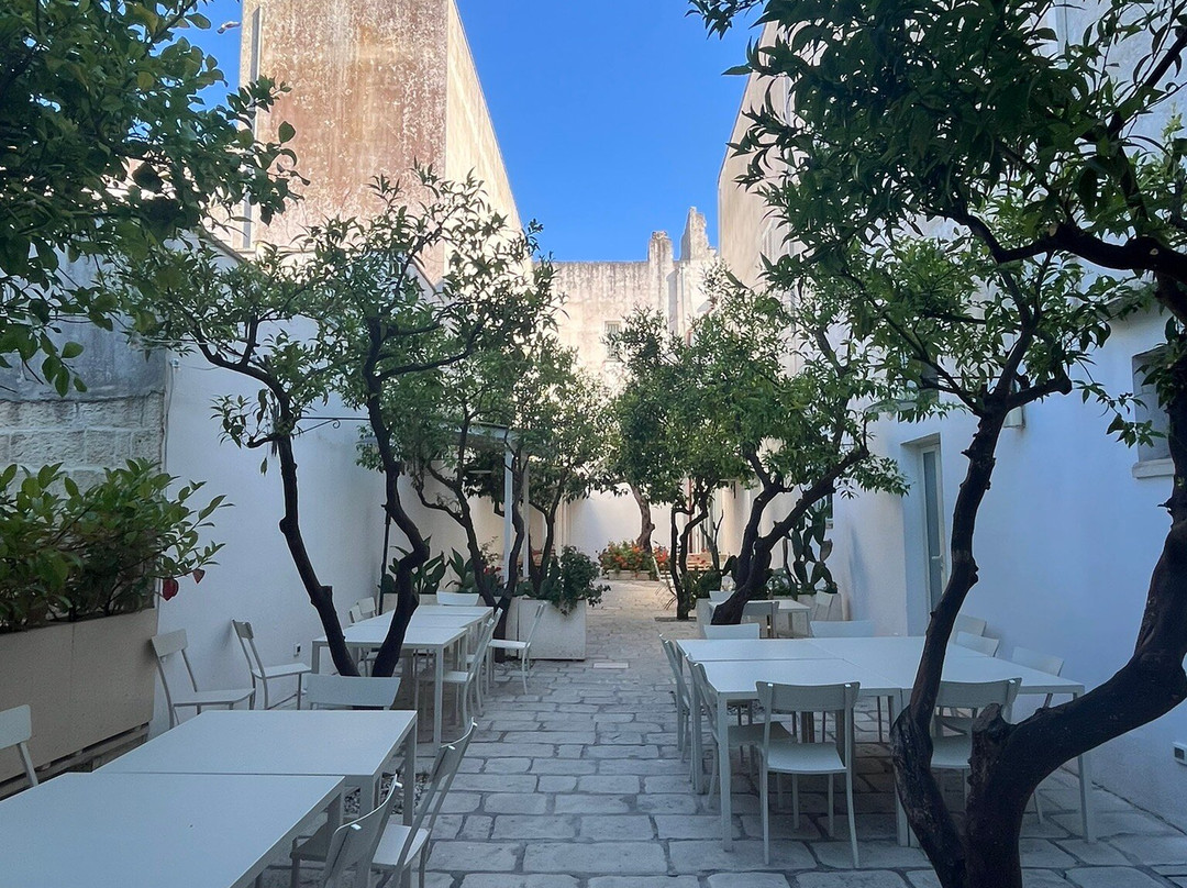 琪尔柯洛尼广场酒店主图
