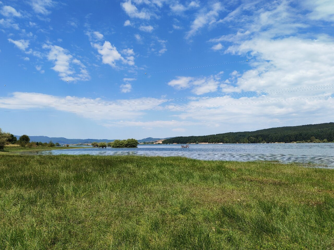 Lago Cecita-Spezzano della Sila必去景点