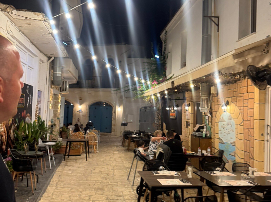 伊利亚娜酒店主图
