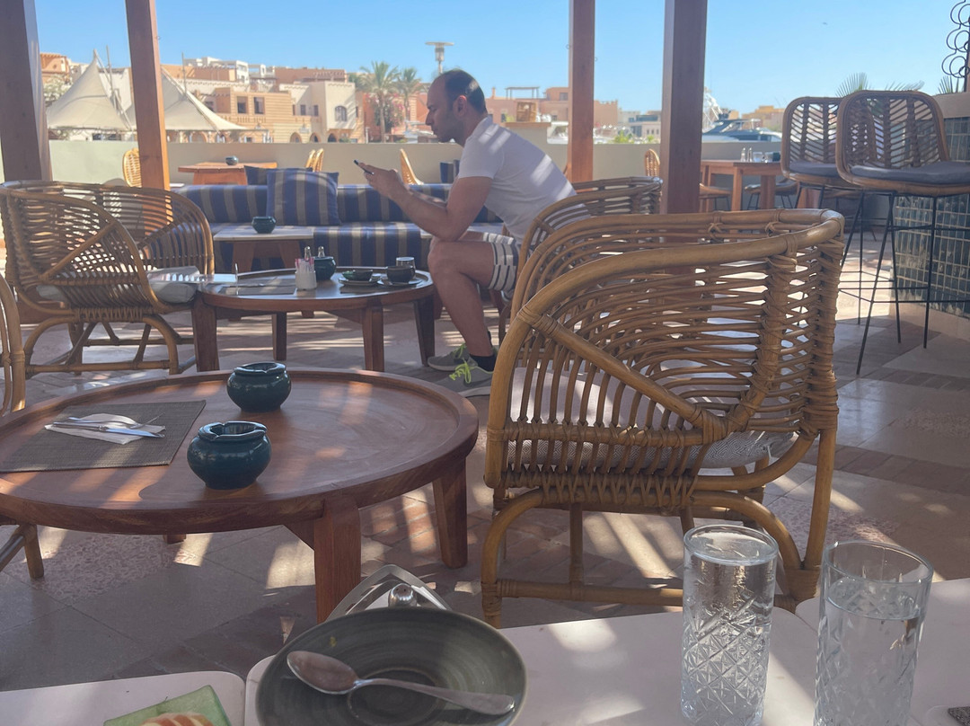 阿里帕夏酒店主图