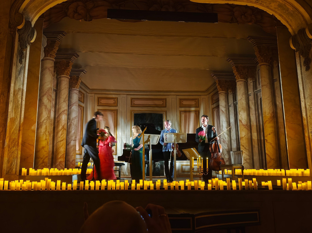 Confidencen Ulriksdals Slottsteater-索尔纳必去景点