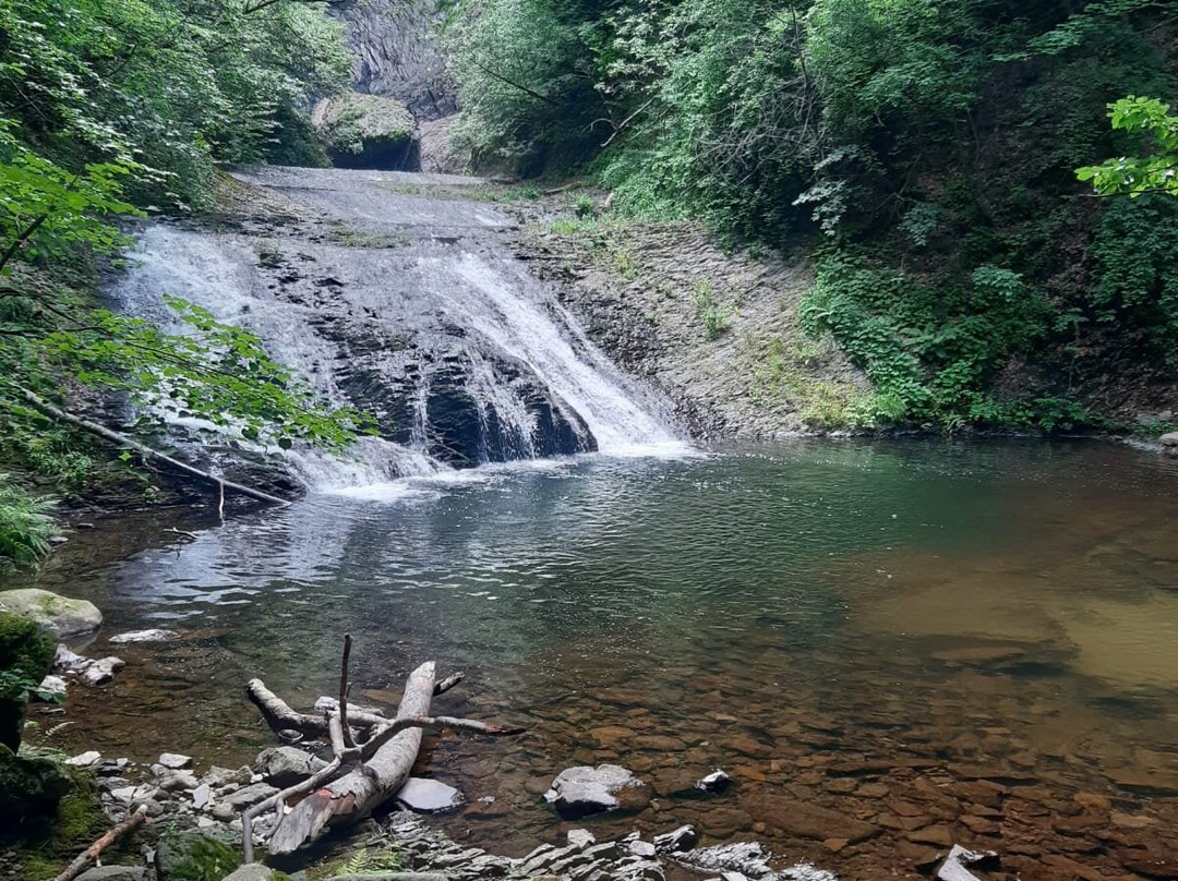Livaditis Waterfall-Livaditis必去景点