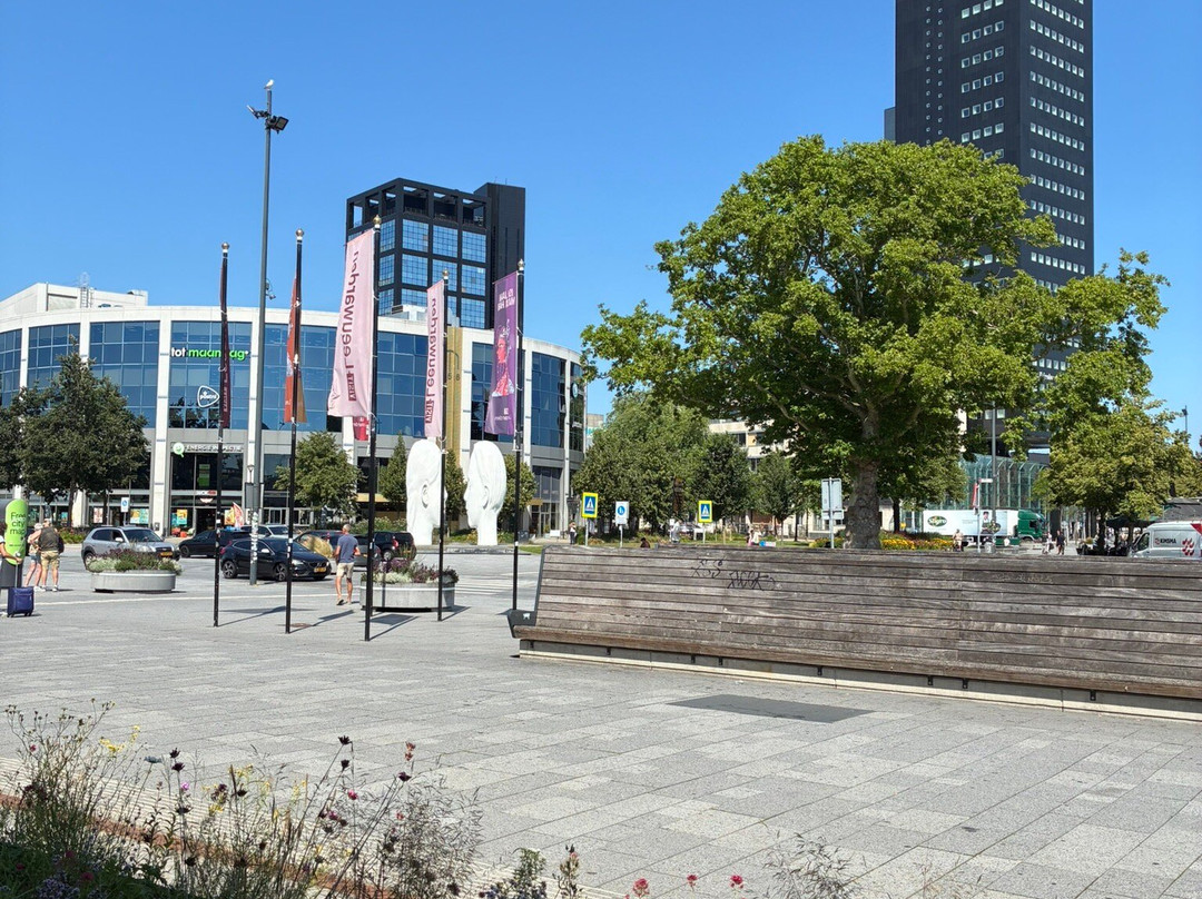 Station Leeuwarden-吕伐登必去景点