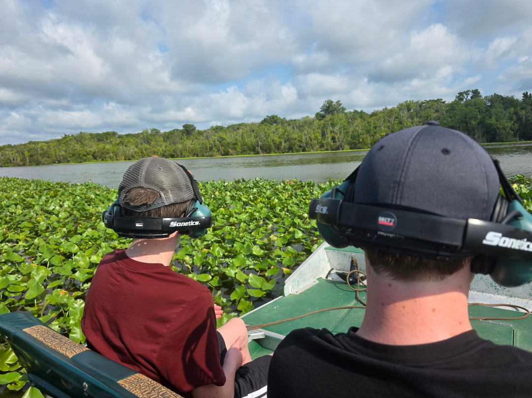 Airboat and Gator Charters-De Leon Springs必去景点