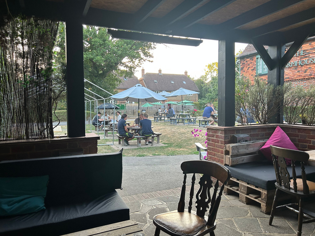 The Farmhouse Pub-霍利必去景点