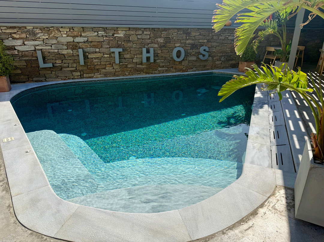 Lithos Luxury Suites主图