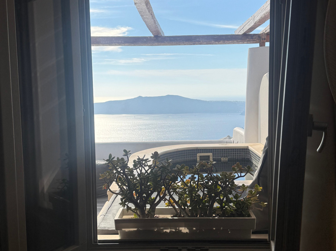 银河套房温泉酒店主图