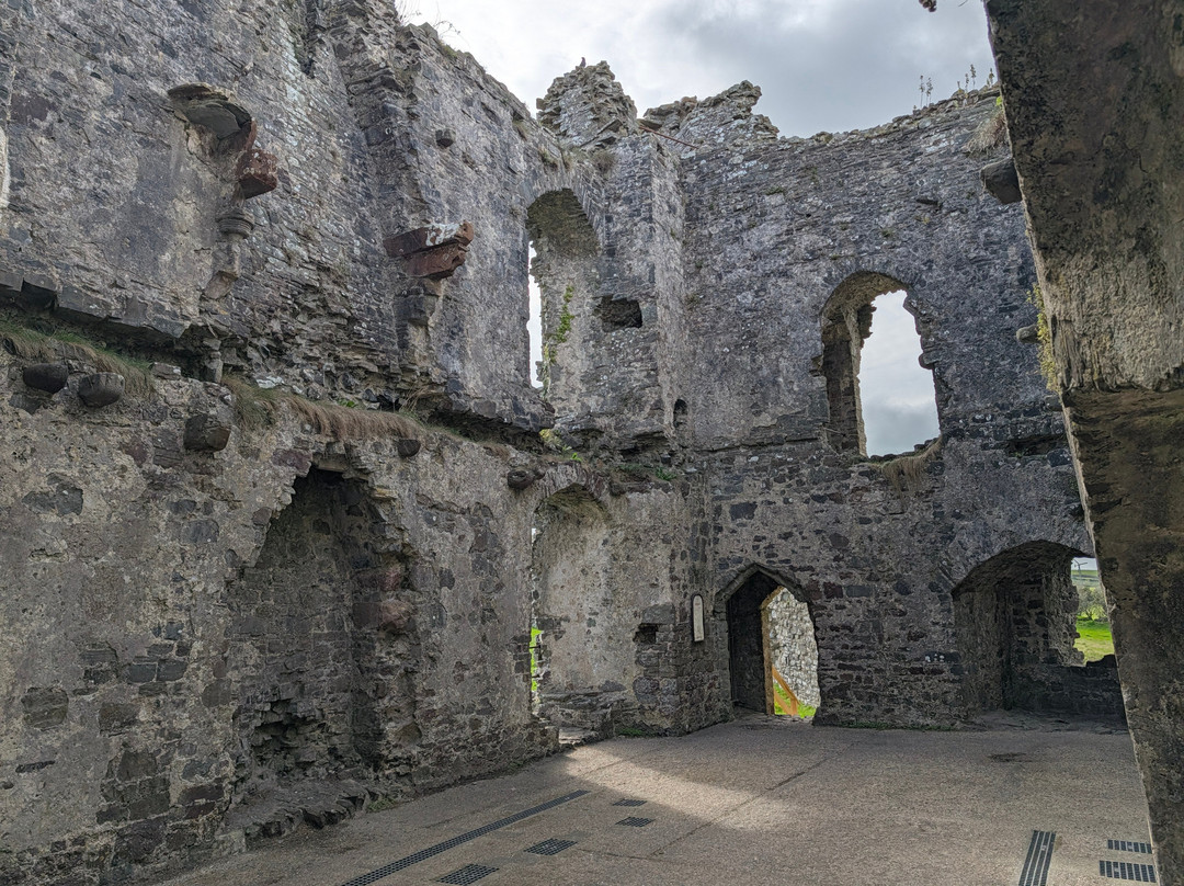 Llansteffan Castle-Llansteffan必去景点