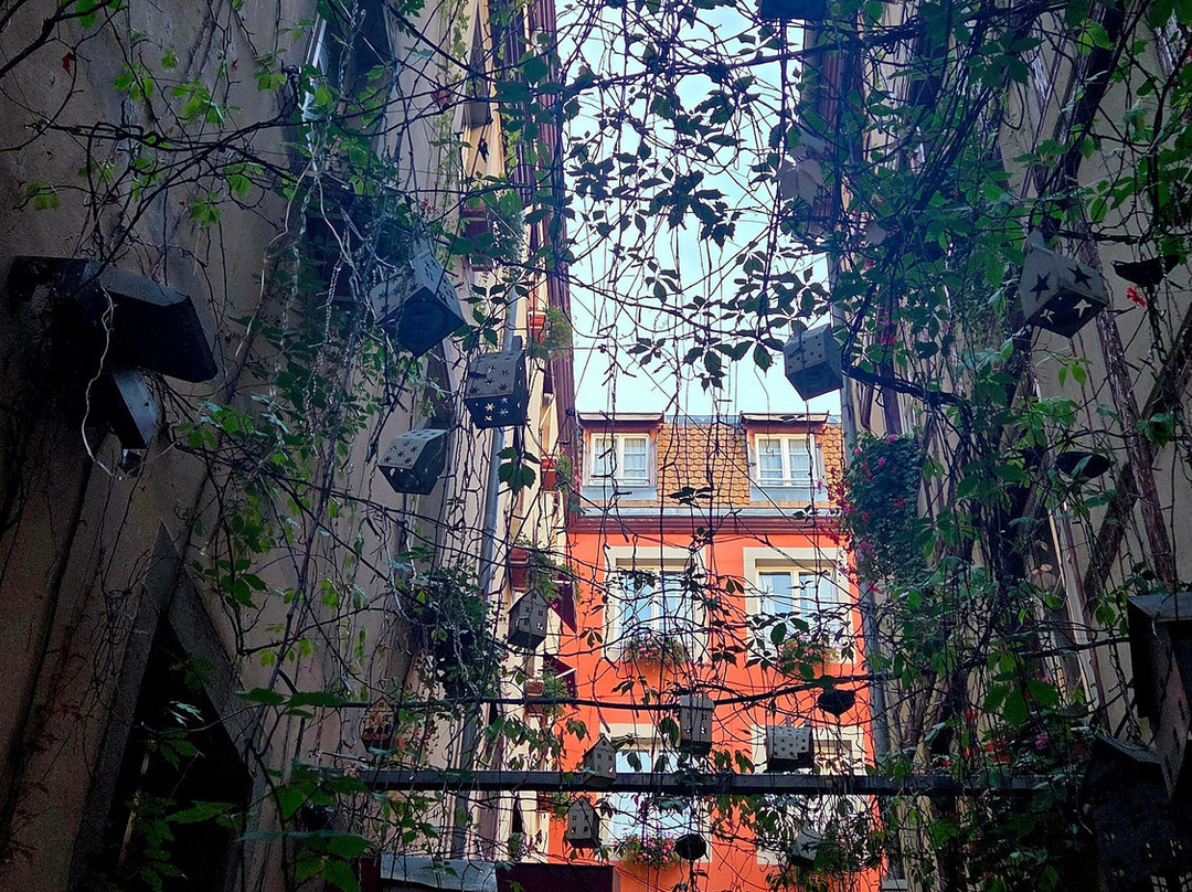 宝库尔酒店主图