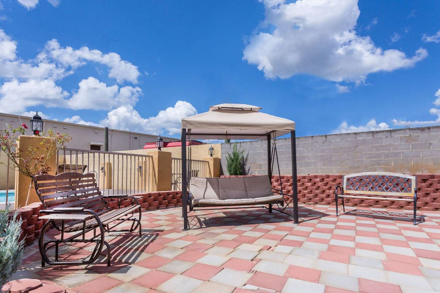 Super 8 by Wyndham Prattville Montgomery-官方