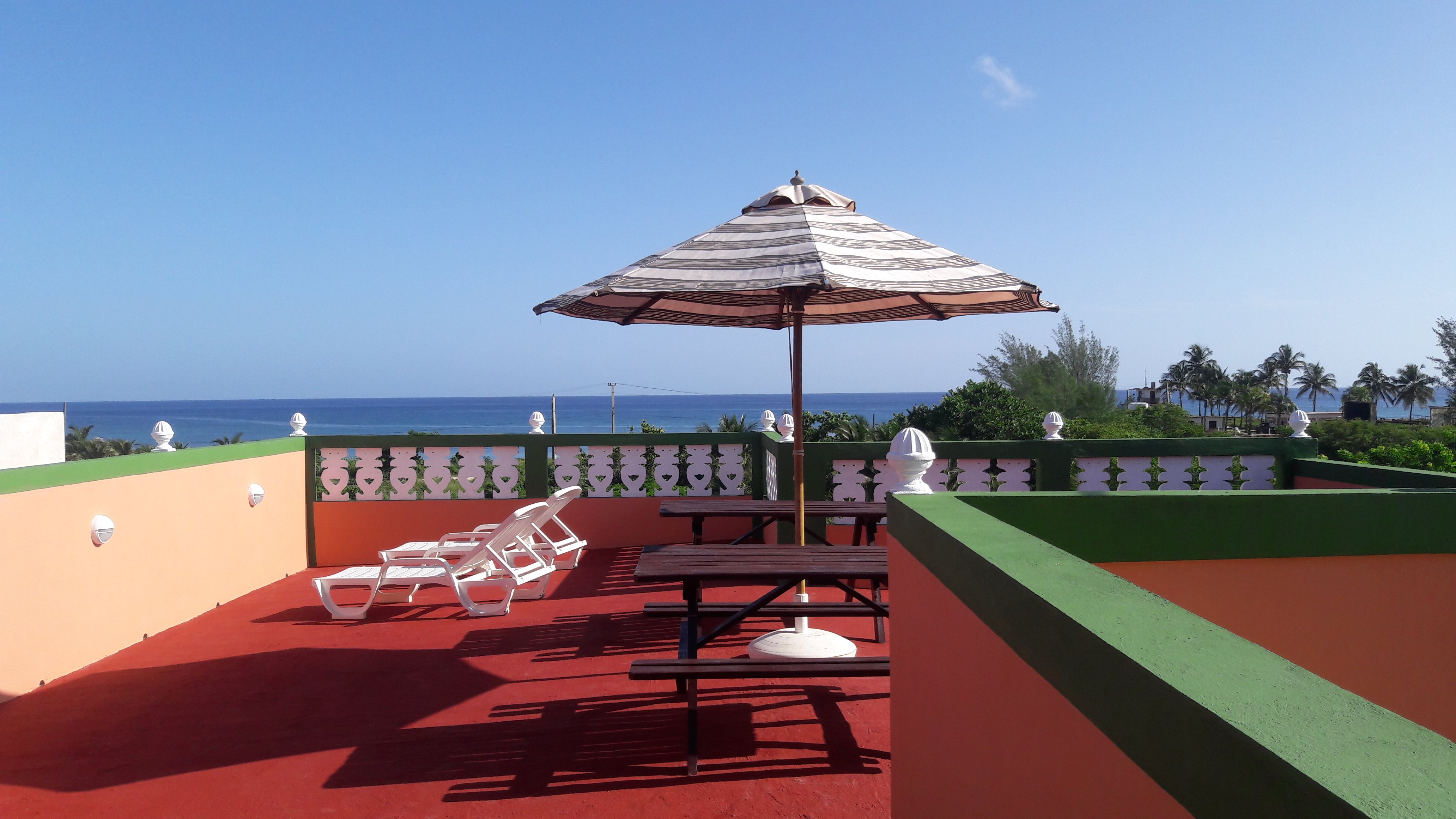 Hostal Olivia. Boca De Camarioca-官方