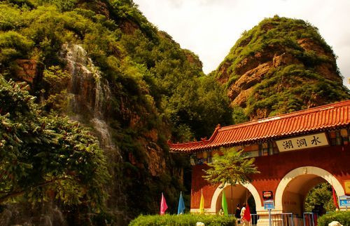 兴隆县旅游景点-平谷湖洞水景区