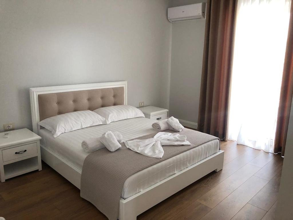 Hotel Taverna Zisi-官方