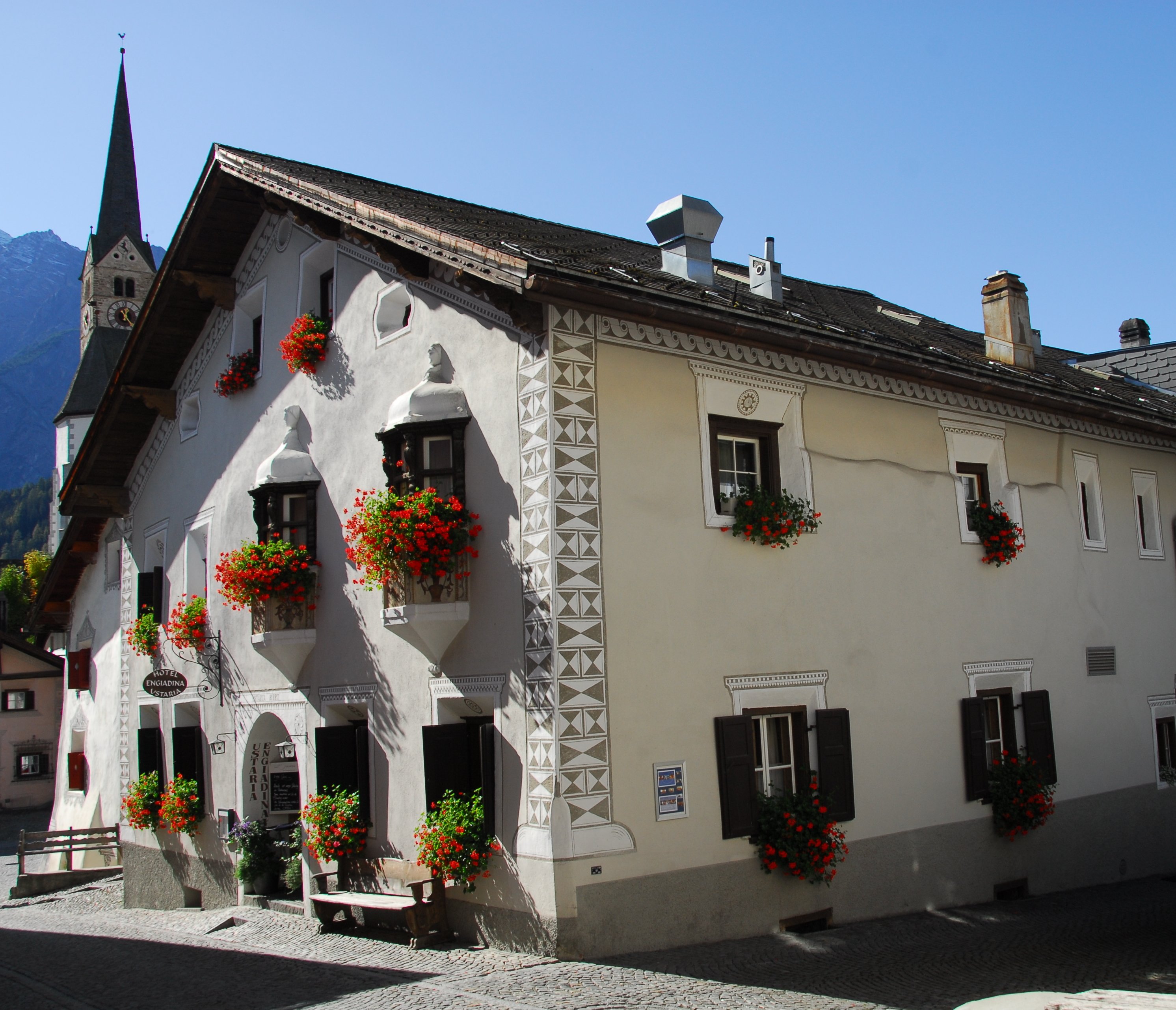 恩加丁谷地酒店-官方