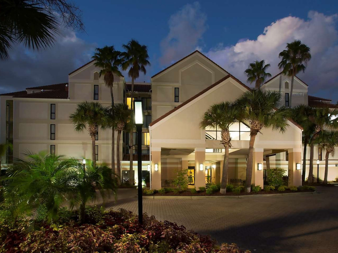 奥兰多国际大道索奈斯特ES套房酒店主图