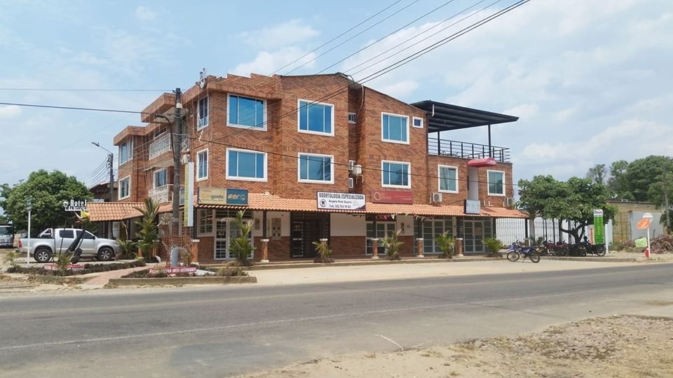 Hotel & Restaurante La Herradura