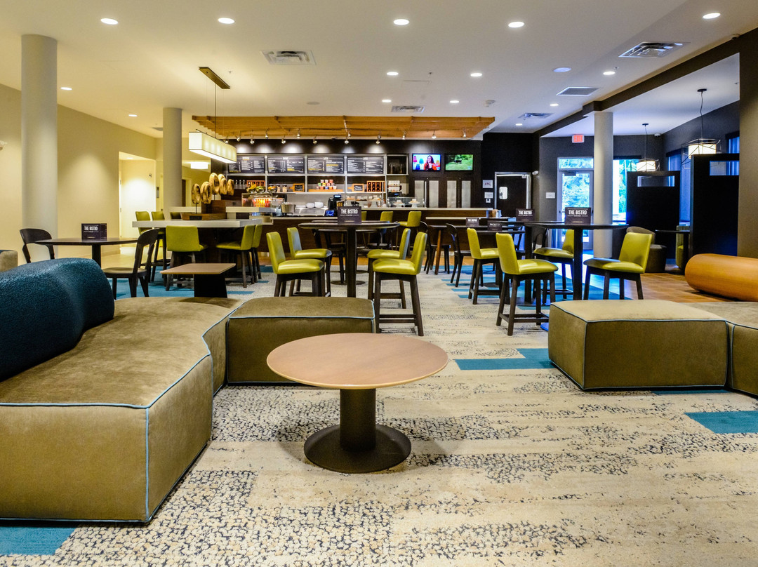 Courtyard Lake Charles主图