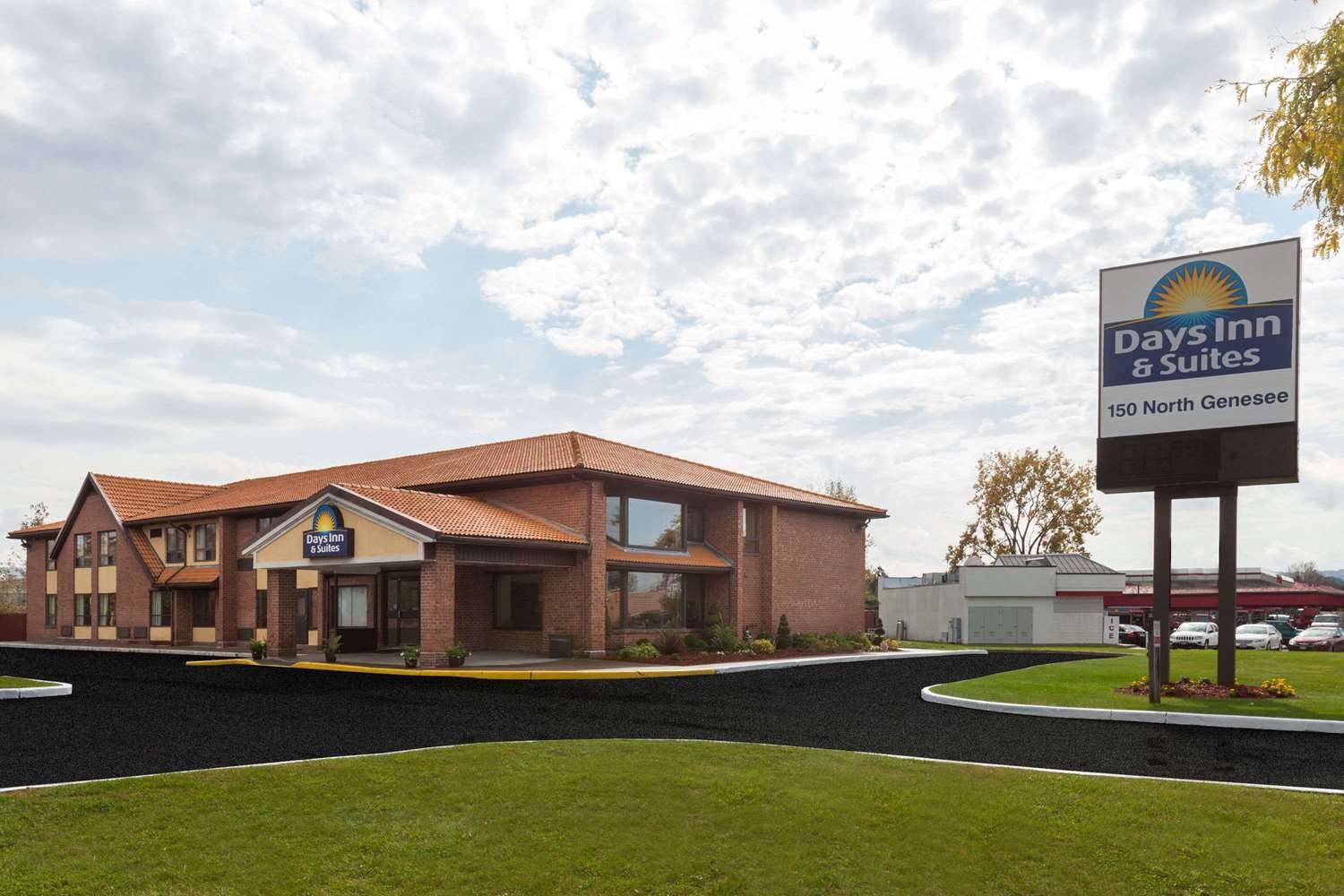 Days Inn by Wyndham Utica-官方