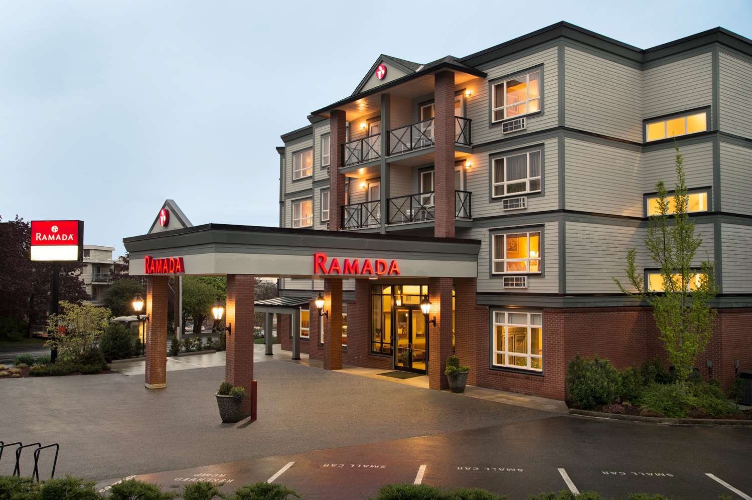 Ramada by Wyndham Nanaimo-官方