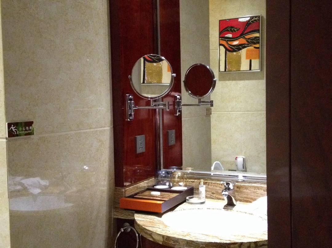 柏兰德金菱酒店