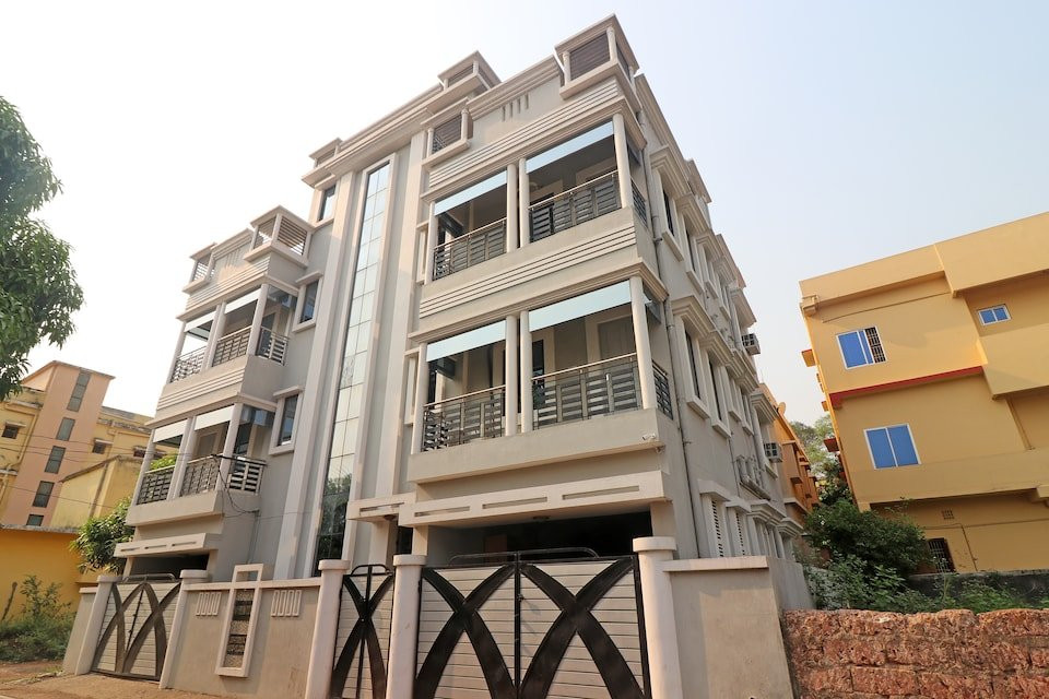 Capital O 35919 Hotel Mona Palace