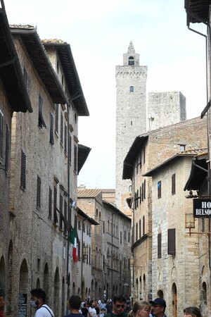 Torre Grossa (o Torre del palazzo del Podesta)景点图片