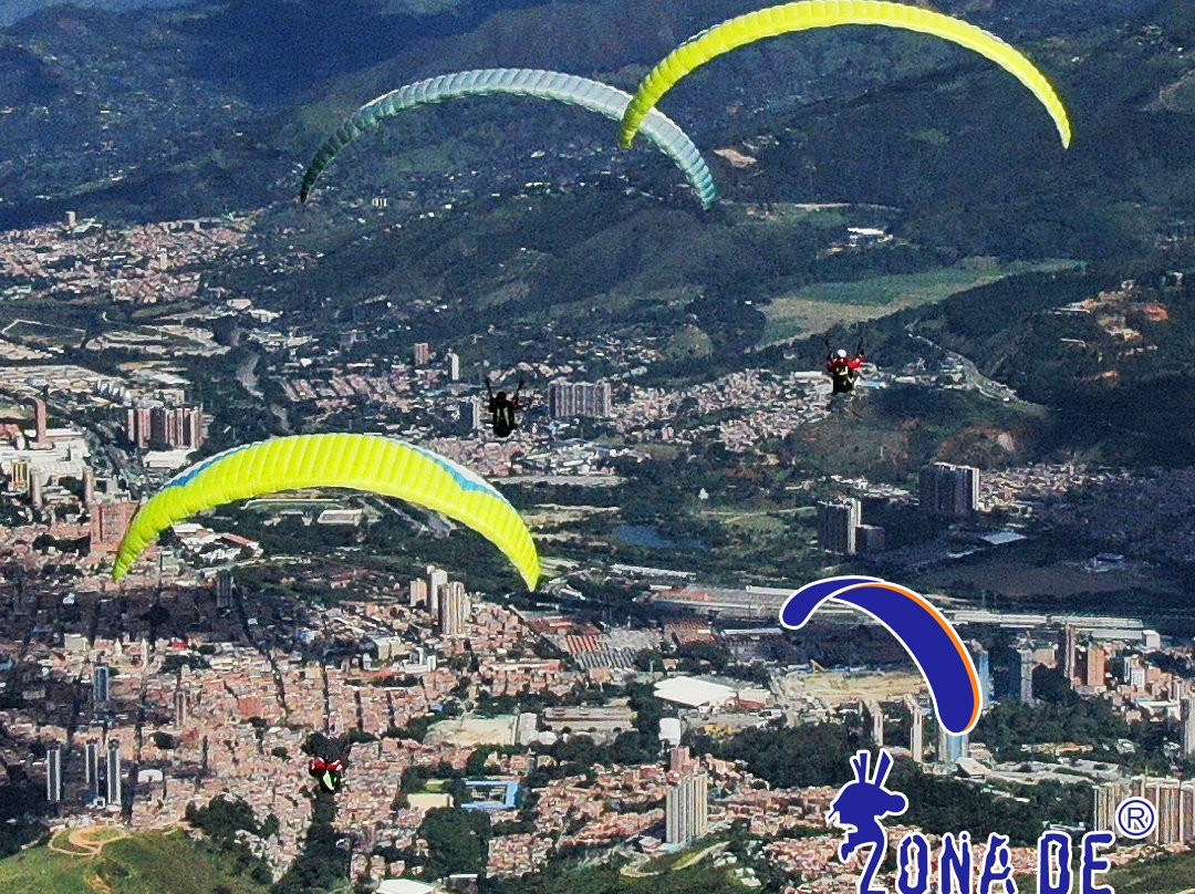 Parapente Zona De Vuelo景点图片