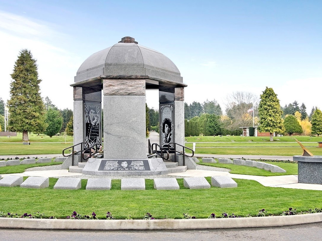 Greenwood Memorial Park Funeral Home景点图片