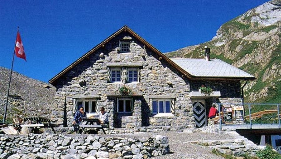 Wildhorn hut - Niesehore - Wildhorn hut