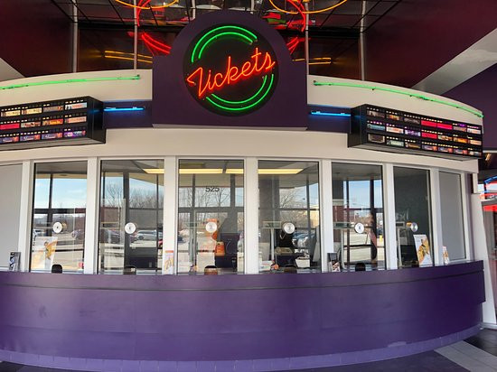 Regal Cinemas Henrietta 18-罗切斯特必去景点