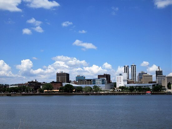 East Peoria River Front Park-East Peoria必去景点