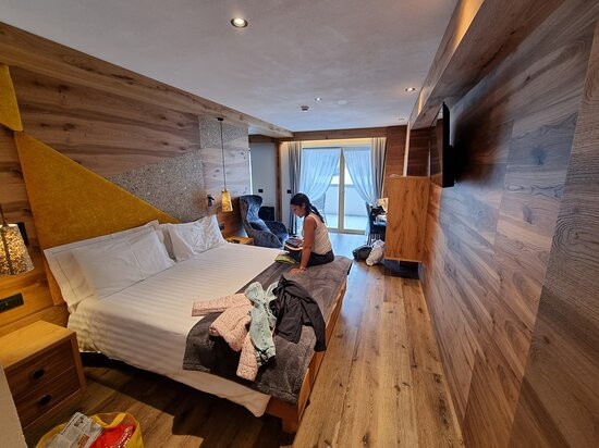 Astoria Comfort Hotel主图