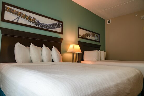 Cedar Point's Express Hotel主图