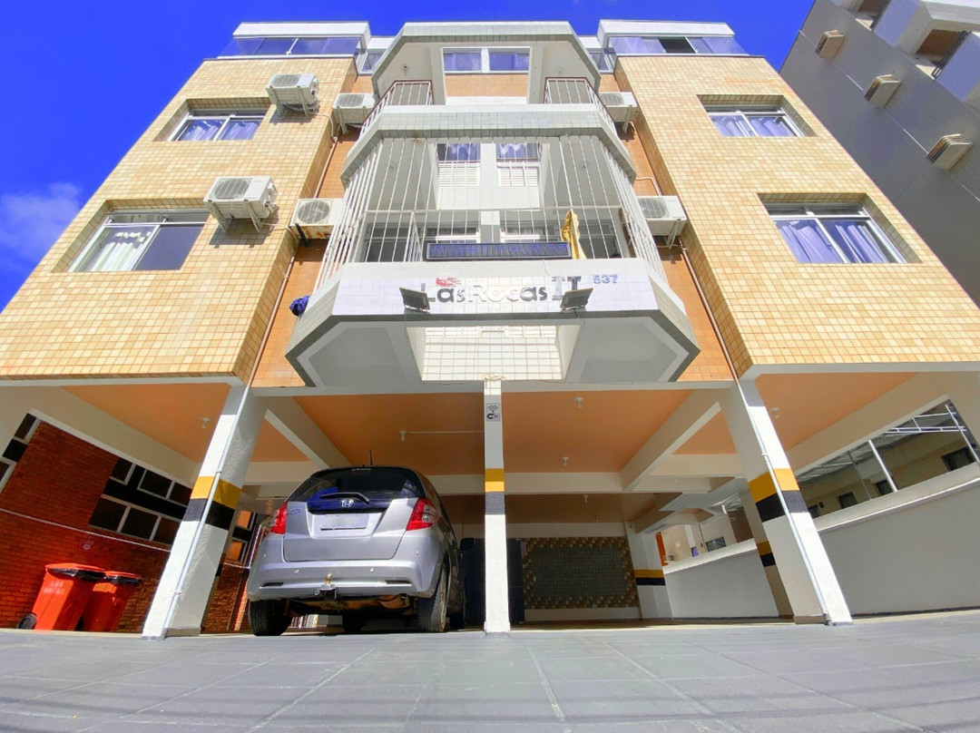 Residencial Las Rocas II