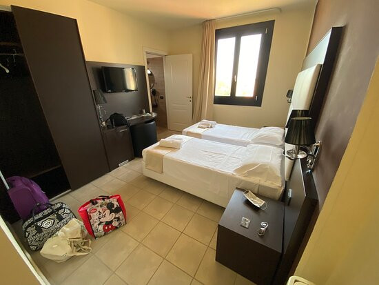 Momi's Hotel主图