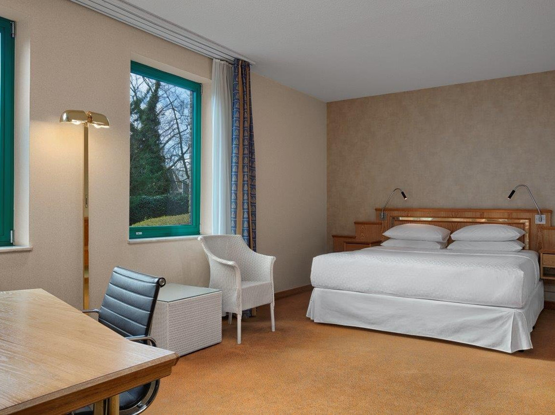 B&B HOTEL Brussels Centre Louise主图