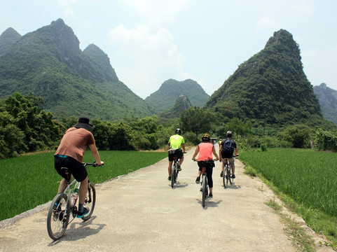 游骑兔桂林自行车旅游-桂林市必去景点