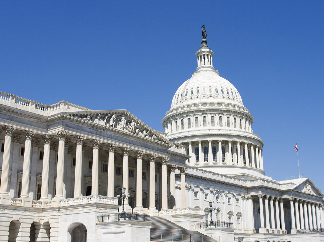 费尔法克斯阿灵顿大道快捷假日酒店主图