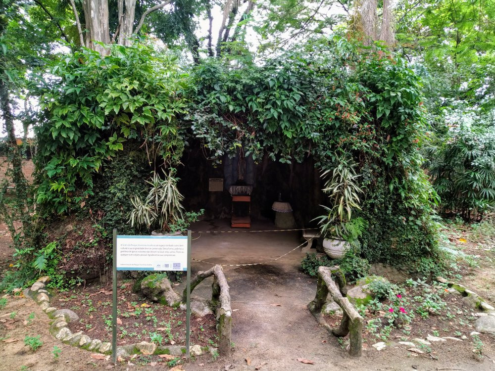 Parque Vicentina Aranha景点图片