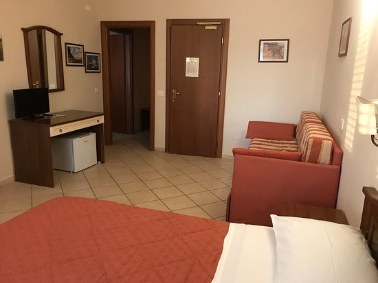 Greta Rooms Hotel主图