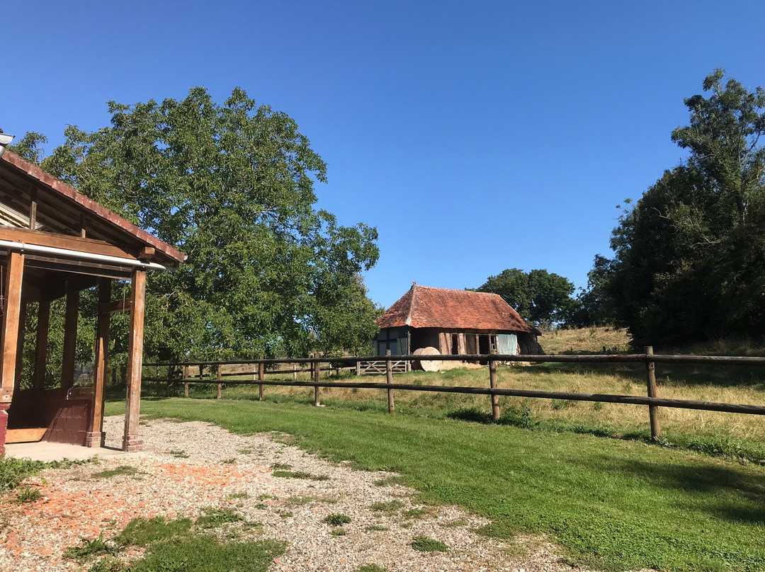 Forges-les-Eaux酒店住宿-A la Source Normande