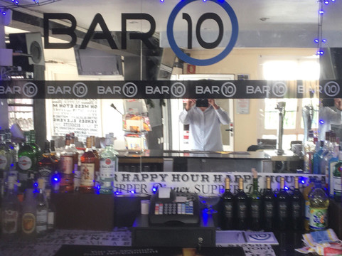 Bar 10